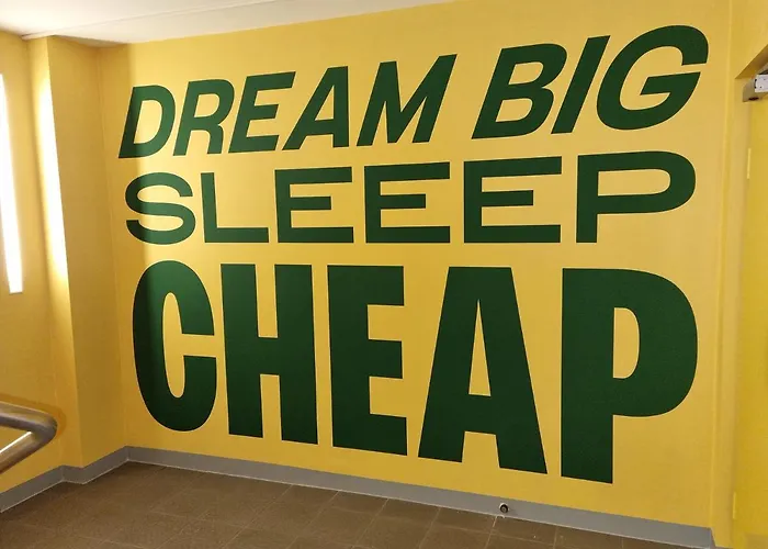 Ξενοδοχείο Sleeep 3*